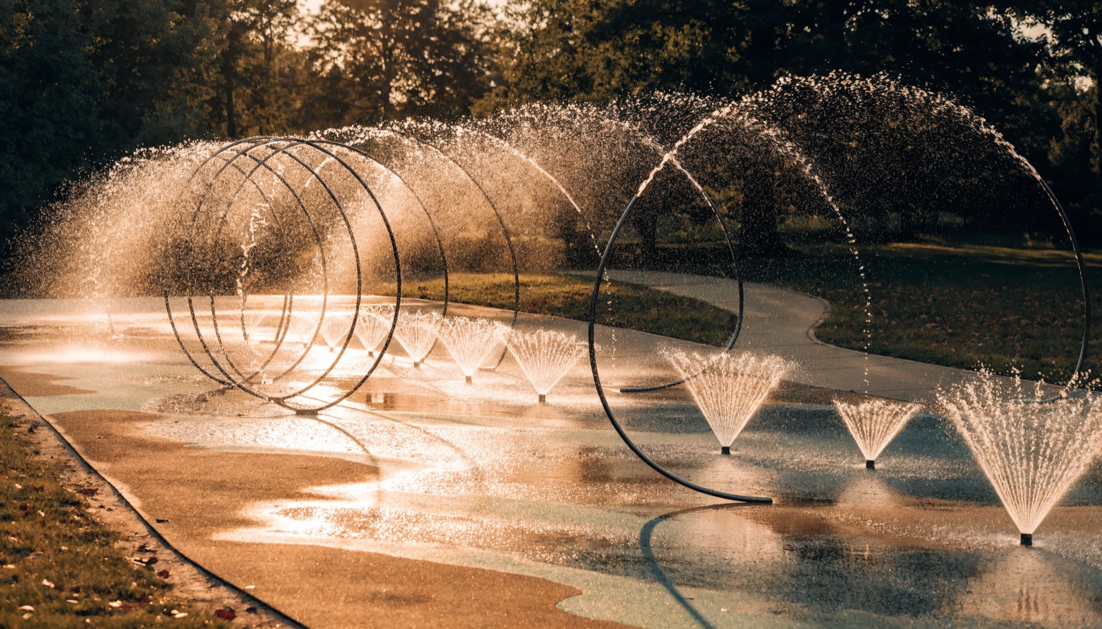 A highly rated splash pad from the directory
